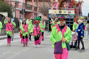 Il carnevale per la pace in giallo e blu di Leini 20250323 78
