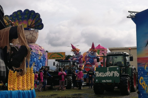 Il carnevale per la pace in giallo e blu di Leini 20250323 31