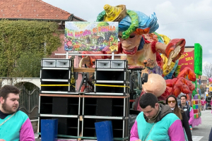 Il carnevale per la pace in giallo e blu di Leini 20250323 84