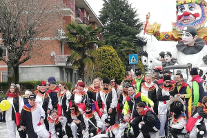 Il carnevale per la pace in giallo e blu di Leini 20250323 59