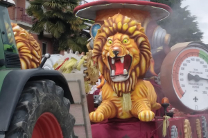 Il carnevale per la pace in giallo e blu di Leini 20250323 9