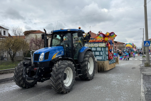 Il carnevale per la pace in giallo e blu di Leini 20250323 73